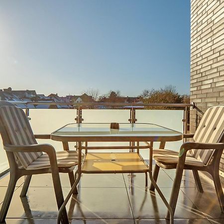 Neubau Ferienwohnung Mit Balkon 그로나우 외부 사진